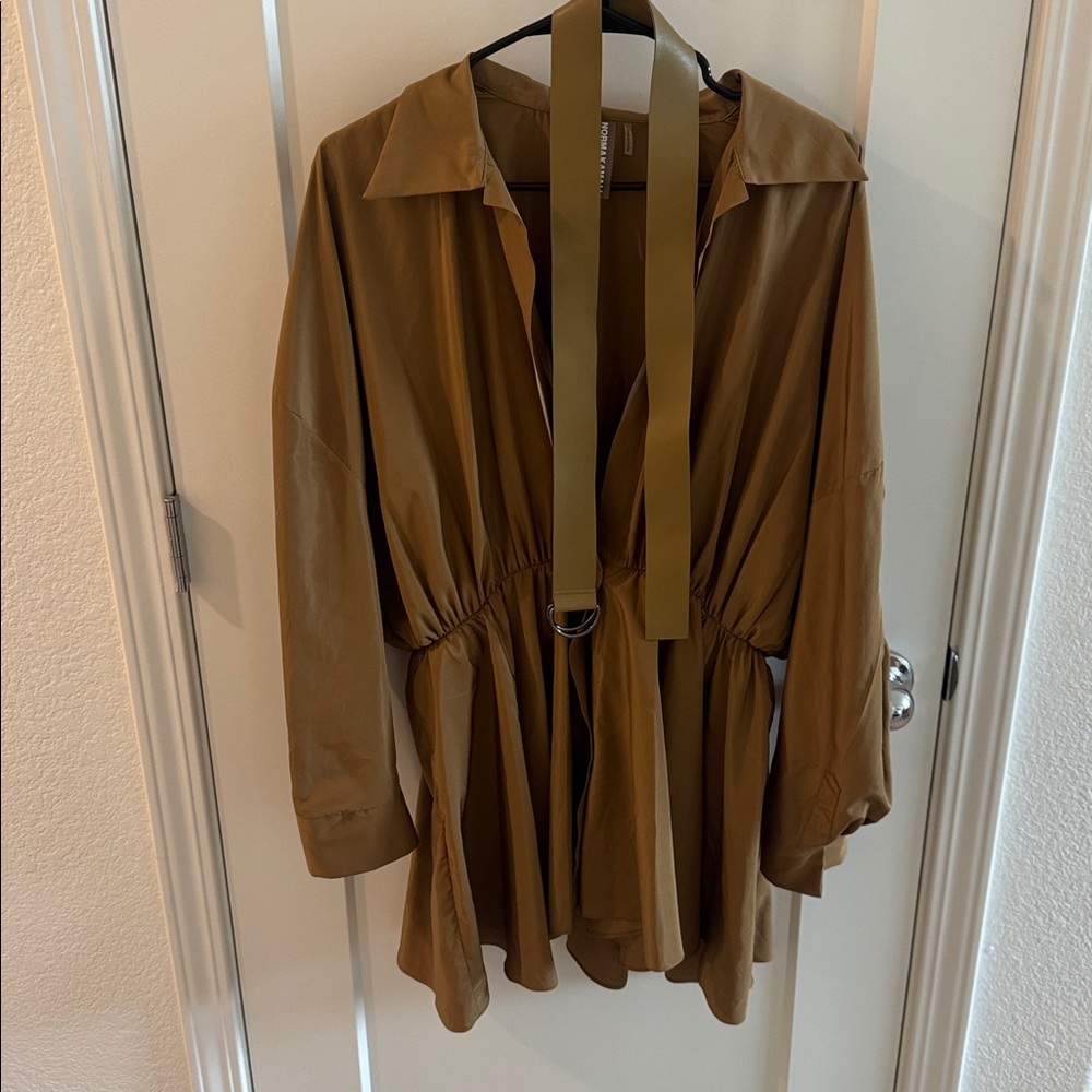 Norma Kamali top